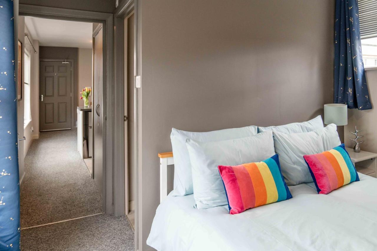 The Exchange Apartments With Permit Parking Tewkesbury Εξωτερικό φωτογραφία